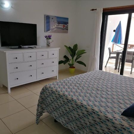 Large Studio Apartment With Lovely Terrace And Wifi 로스크리스티아노스 외부 사진