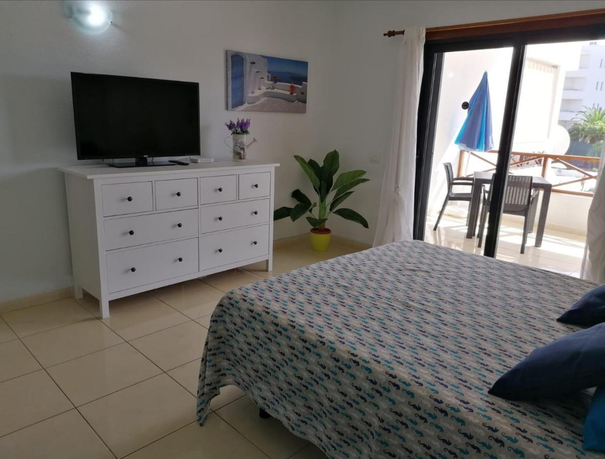 Large Studio Apartment With Lovely Terrace And Wifi 로스크리스티아노스 외부 사진